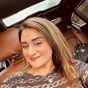 Meet your Posher, Krystal